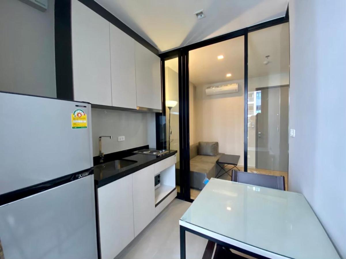 The Base By Fantasea Beach Apartment Pattaya Bagian luar foto