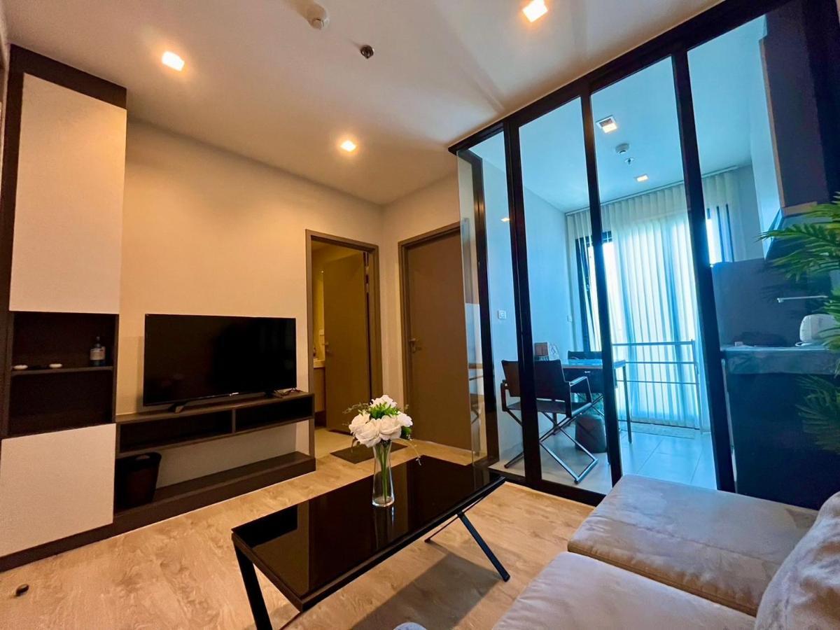 The Base By Fantasea Beach Apartment Pattaya Bagian luar foto